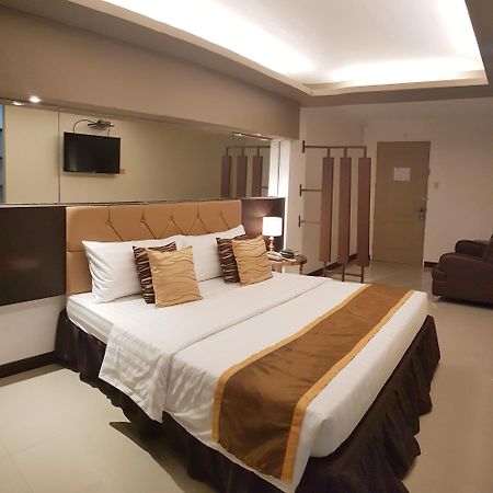 North Tourist Inn Баколод Екстер'єр фото